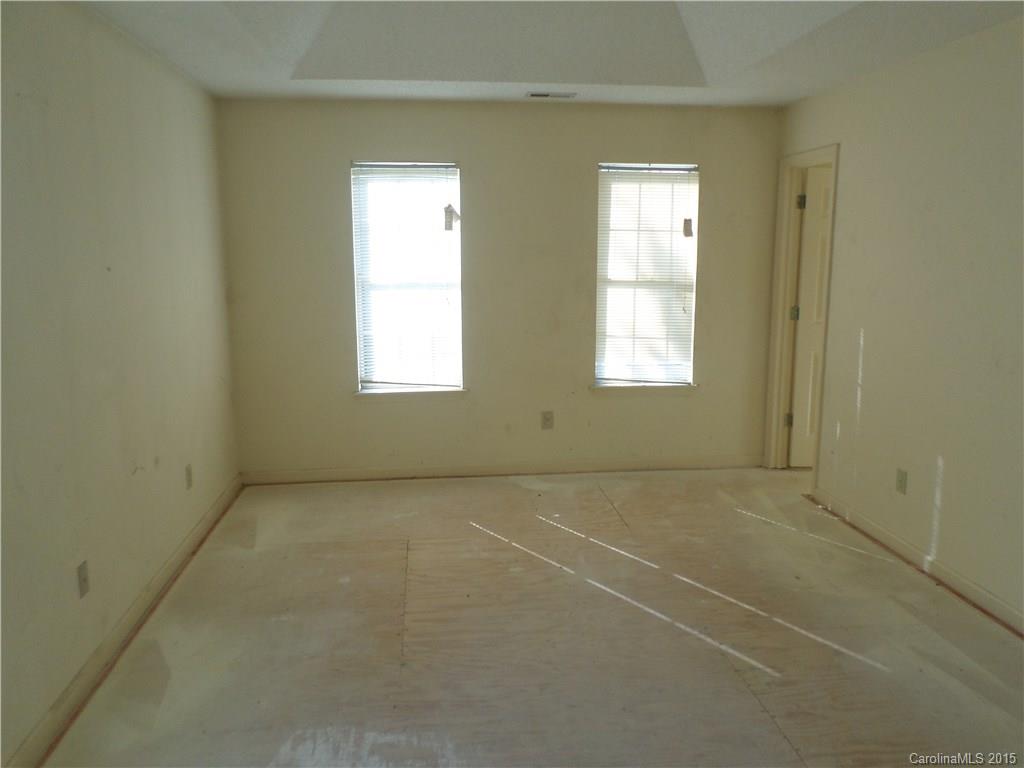 2016 Sloan Drive Charlotte NC 28208