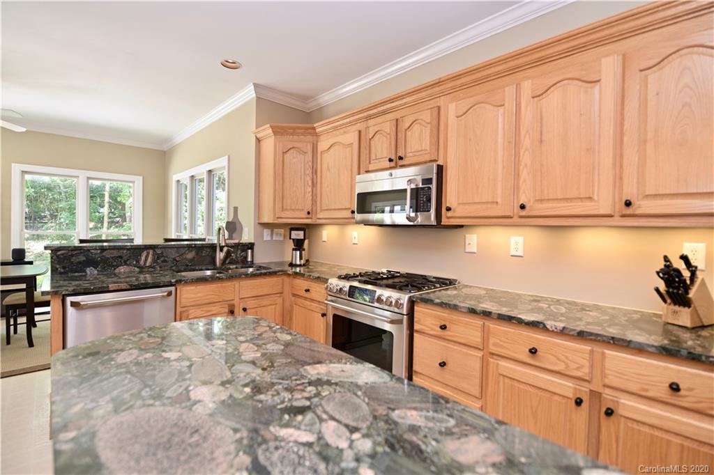 2354 Wedgewood Drive Matthews NC 28104