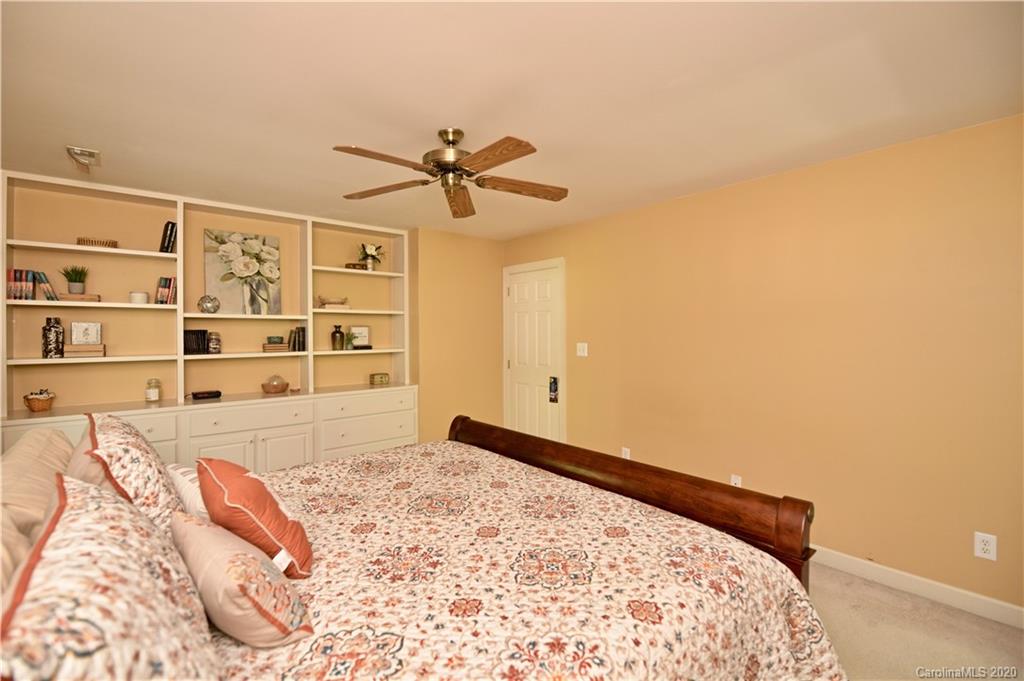 2354 Wedgewood Drive Matthews NC 28104