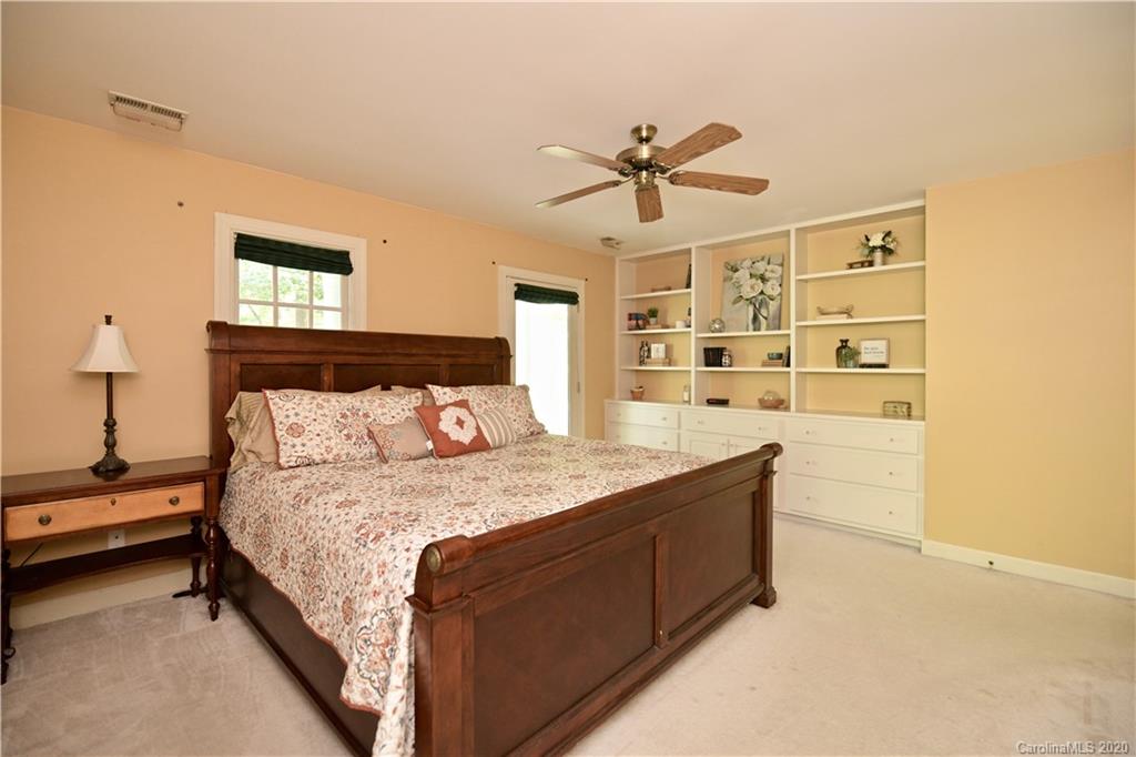 2354 Wedgewood Drive Matthews NC 28104