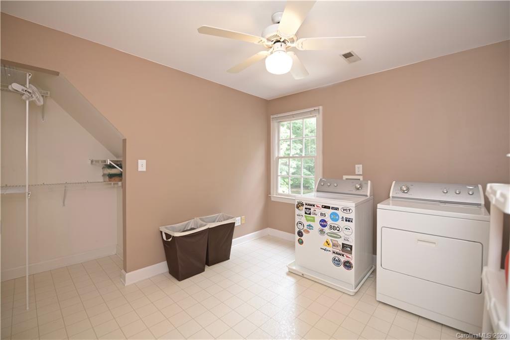 2354 Wedgewood Drive Matthews NC 28104