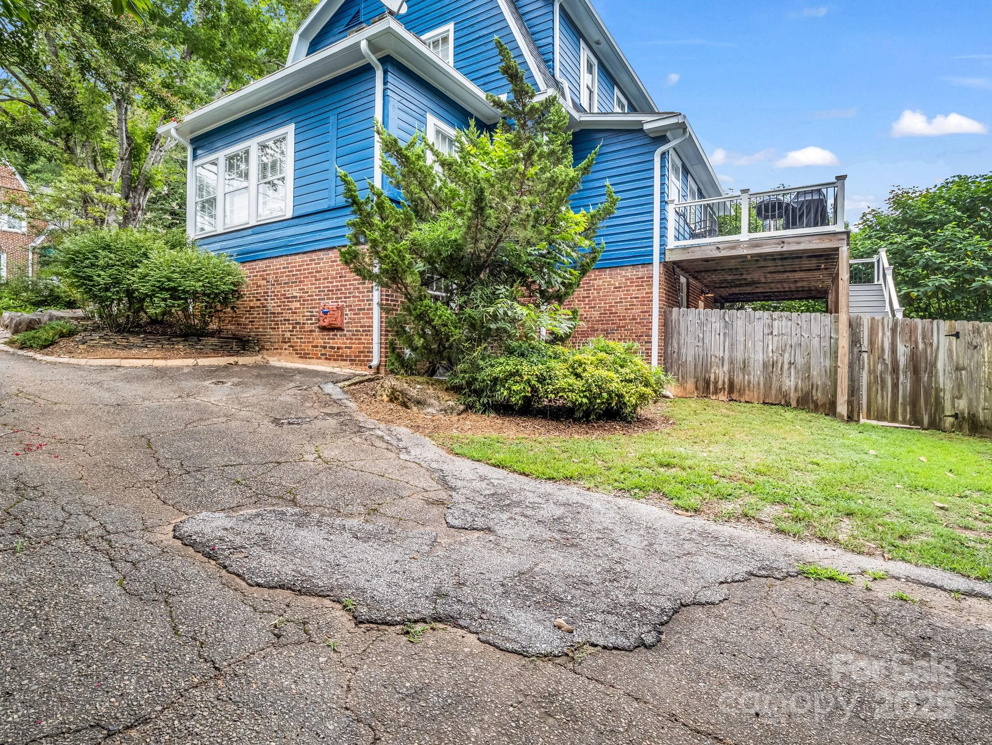 191 W 6th Street Rutherfordton NC 28139