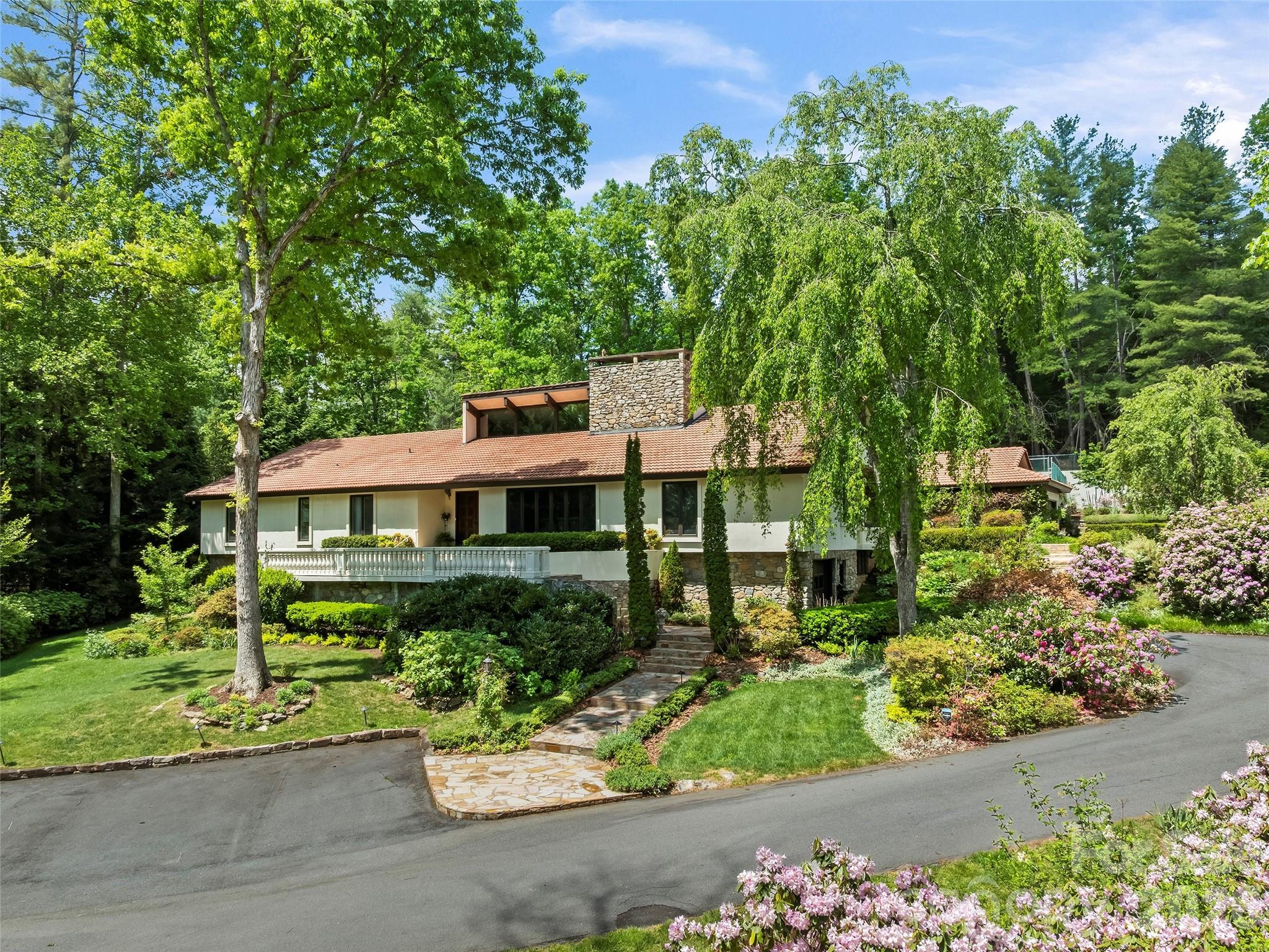 69 Forest Road Asheville NC 28803
