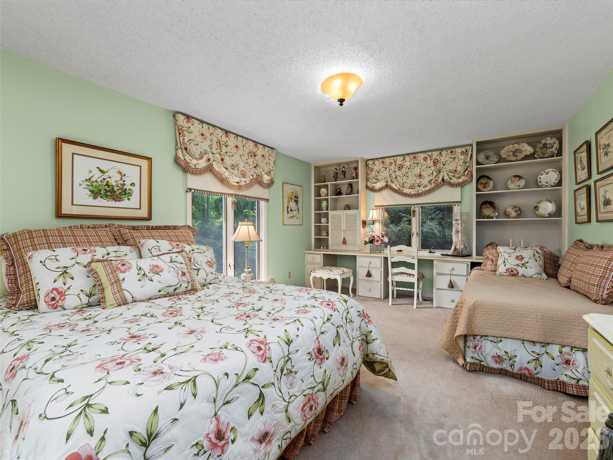 69 Forest Road Asheville NC 28803