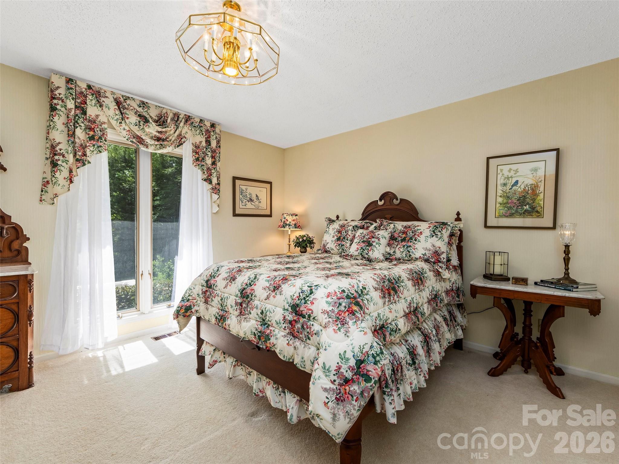 69 Forest Road Asheville NC 28803