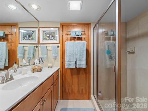 69 Forest Road Asheville NC 28803