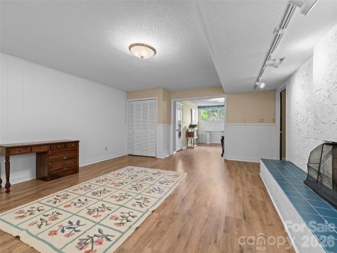 69 Forest Road Asheville NC 28803