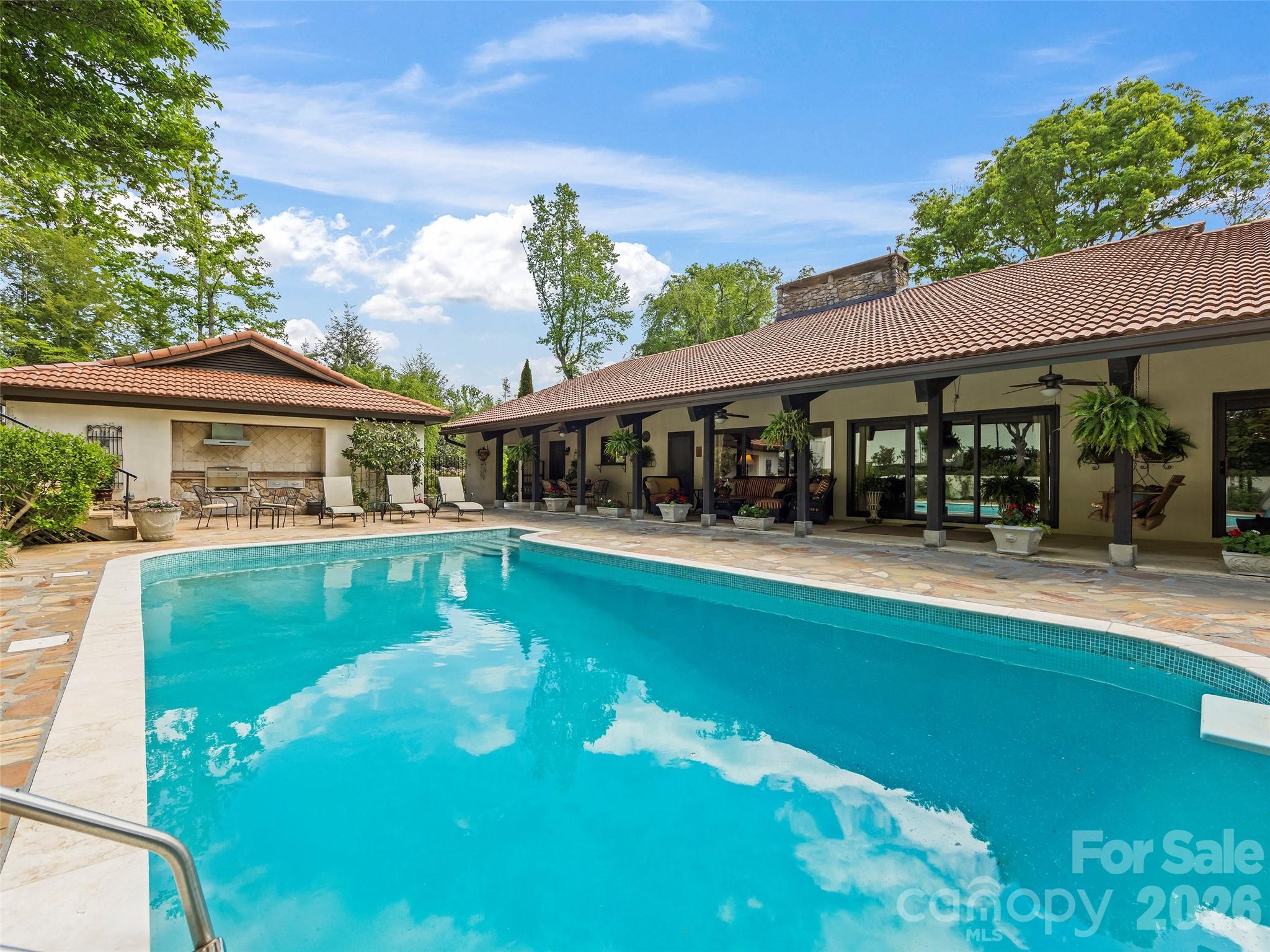 69 Forest Road Asheville NC 28803