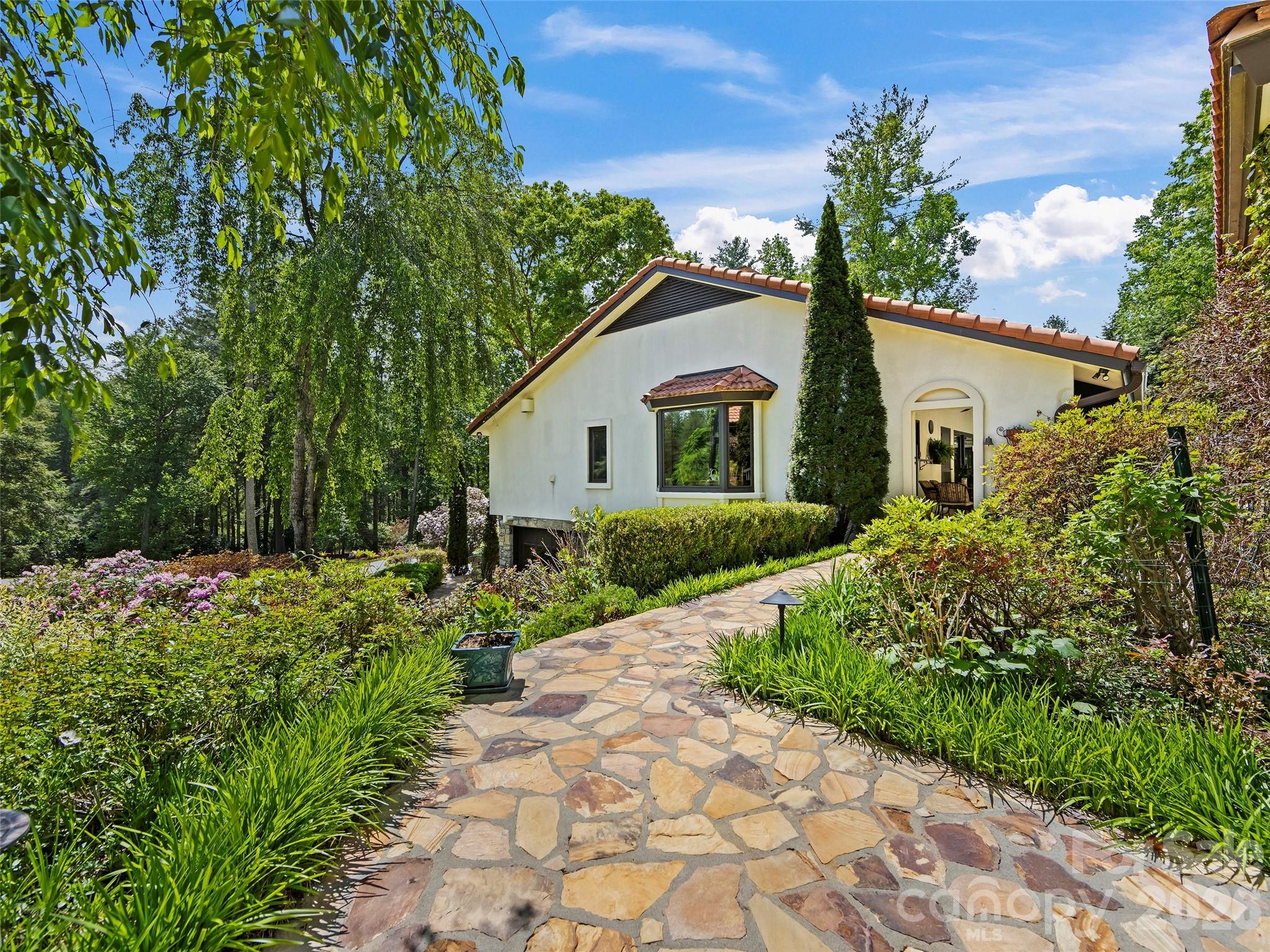 69 Forest Road Asheville NC 28803