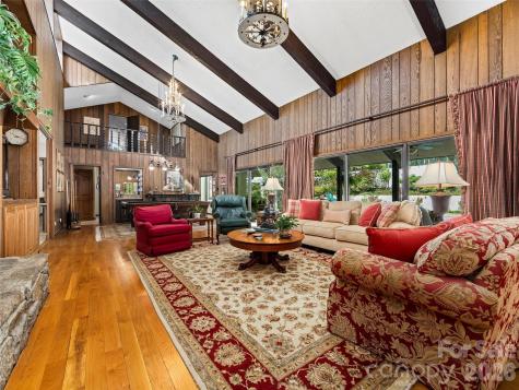 69 Forest Road Asheville NC 28803