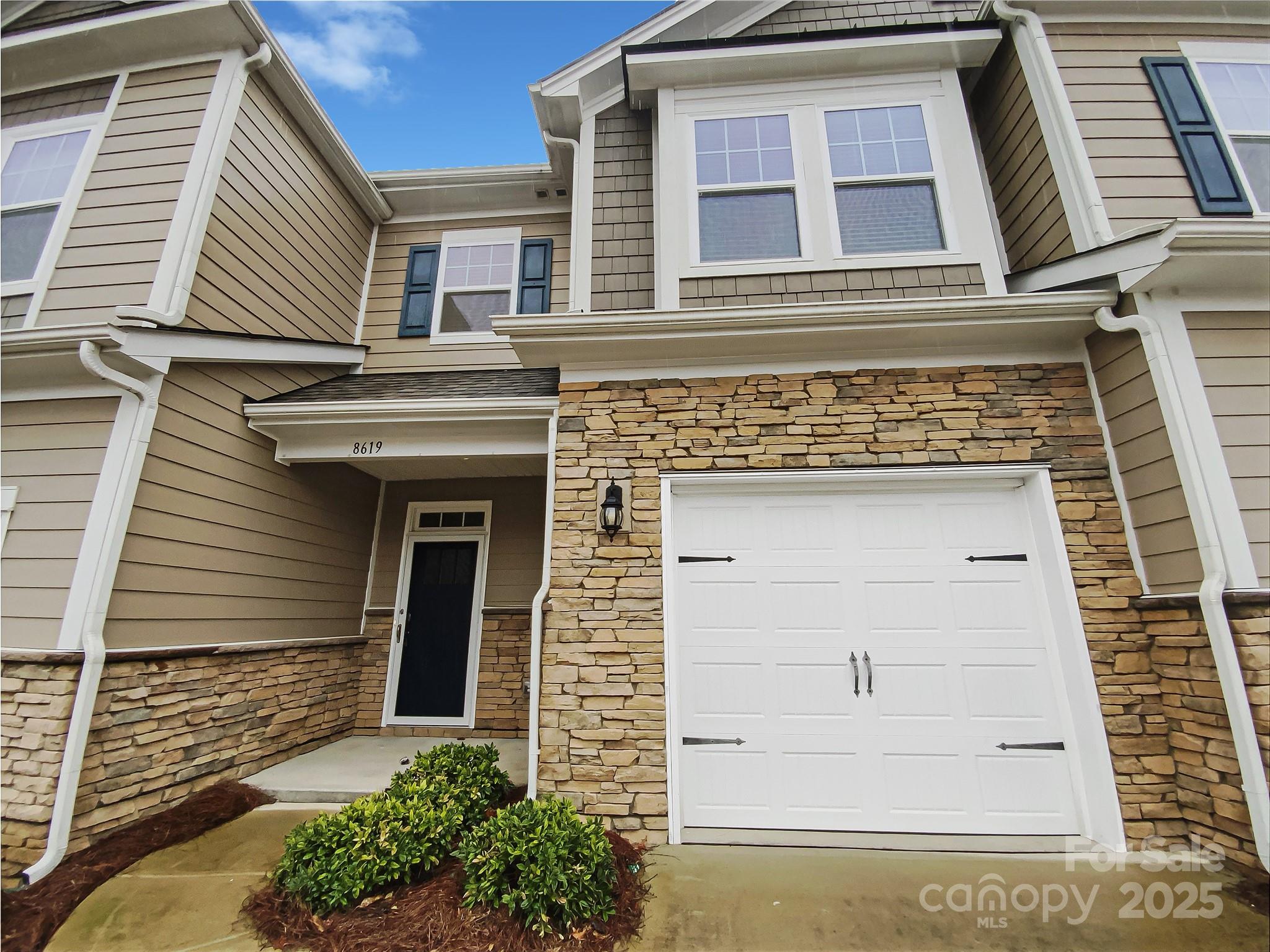 8619 Harris Lake Lane Charlotte NC 28269