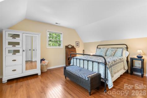20 Bent Oak Lane Asheville NC 28803
