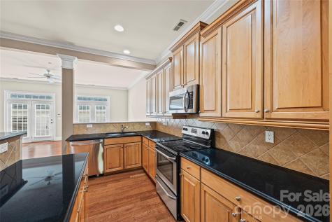 8408 Indigo Row Charlotte NC 28277