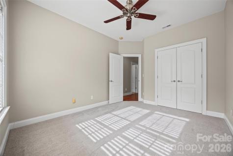 8408 Indigo Row Charlotte NC 28277