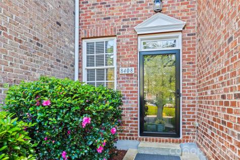 8408 Indigo Row Charlotte NC 28277