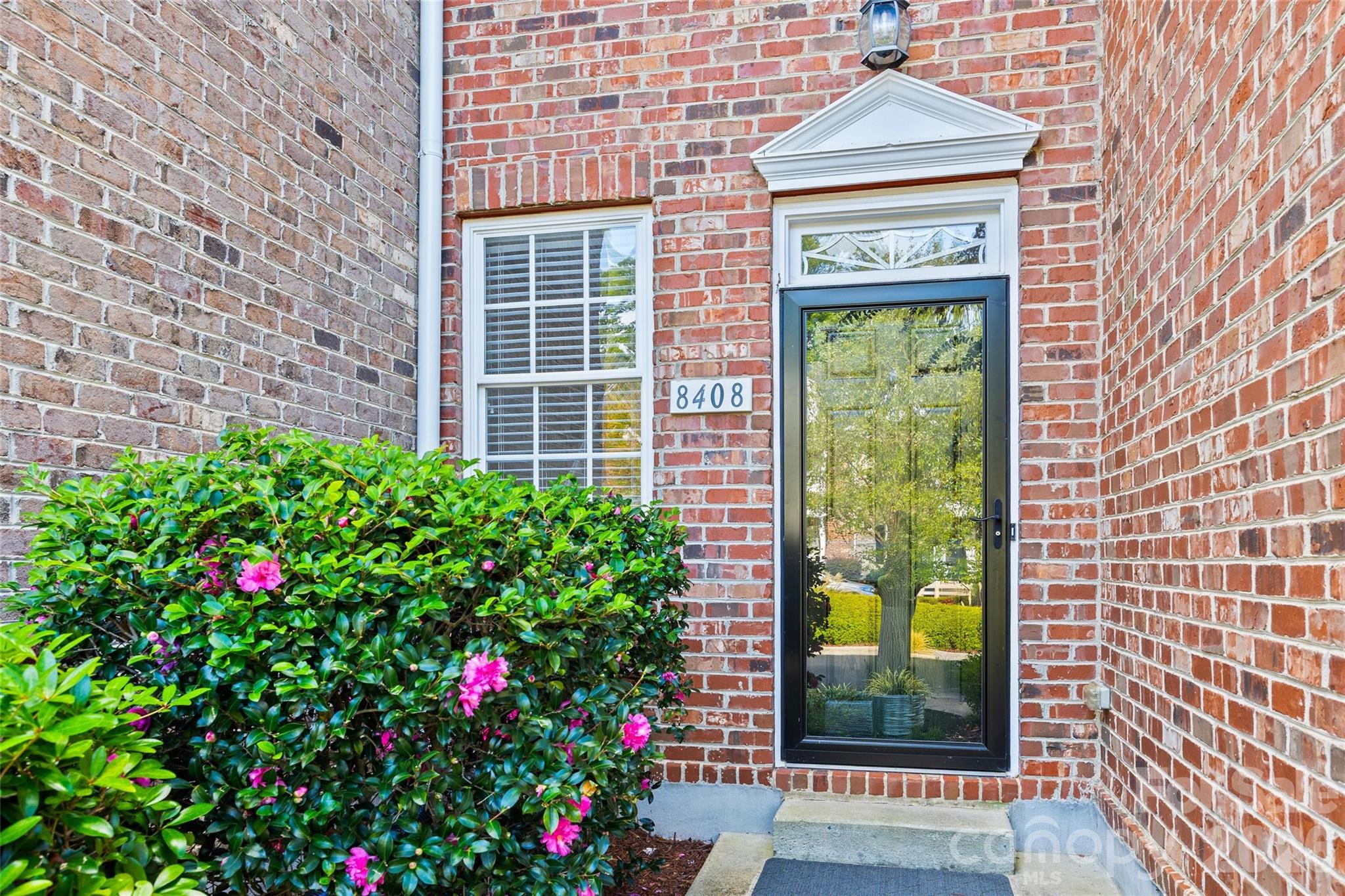 8408 Indigo Row Charlotte NC 28277