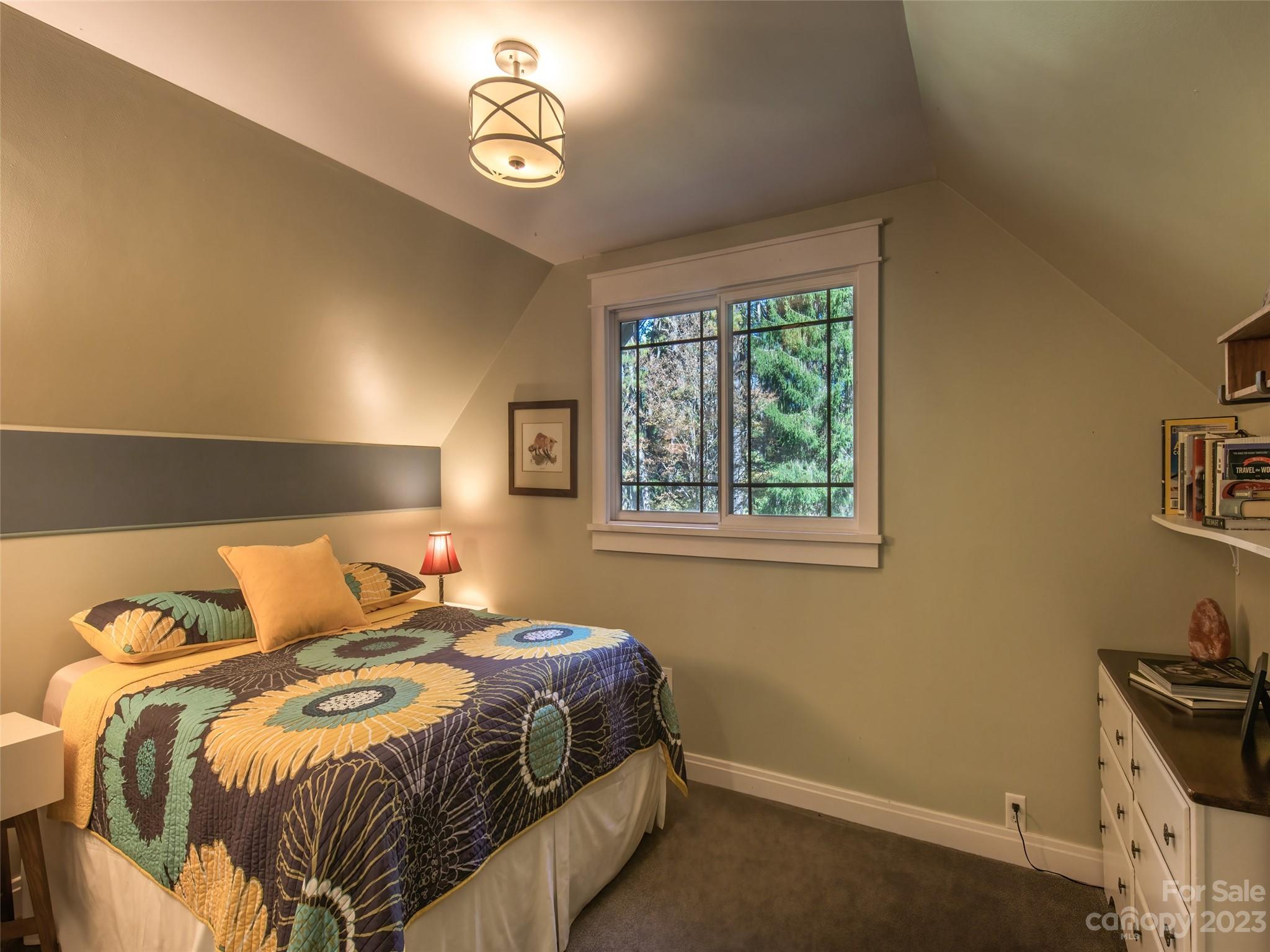 15 Oak Hill Lane Fairview NC 28730