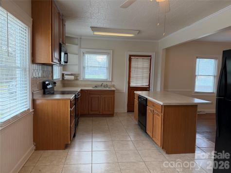 612 Ballard Street Chester SC 29706