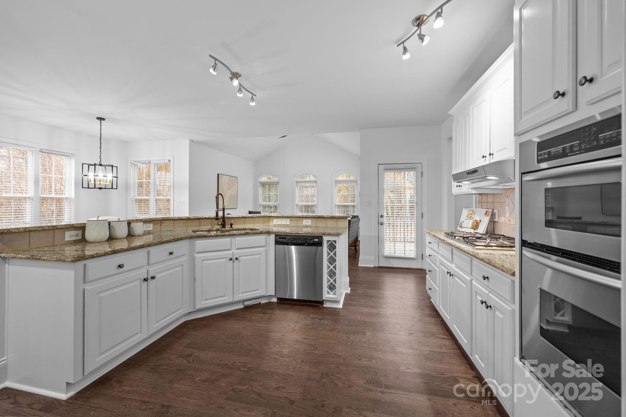 7909 Bay Pointe Drive Denver NC 28037