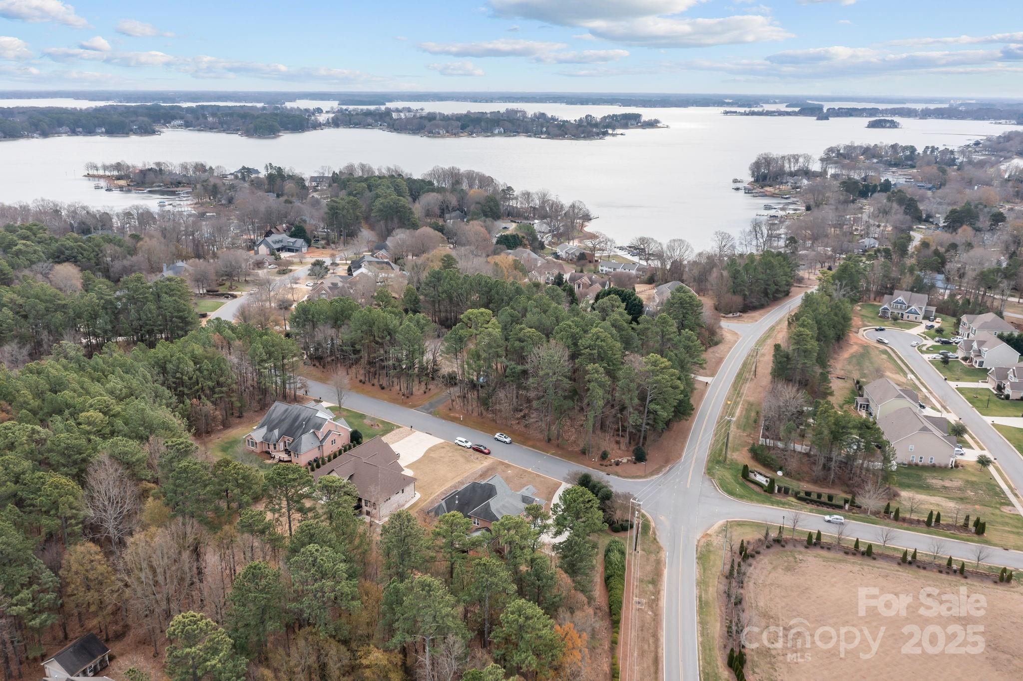 7909 Bay Pointe Drive Denver NC 28037