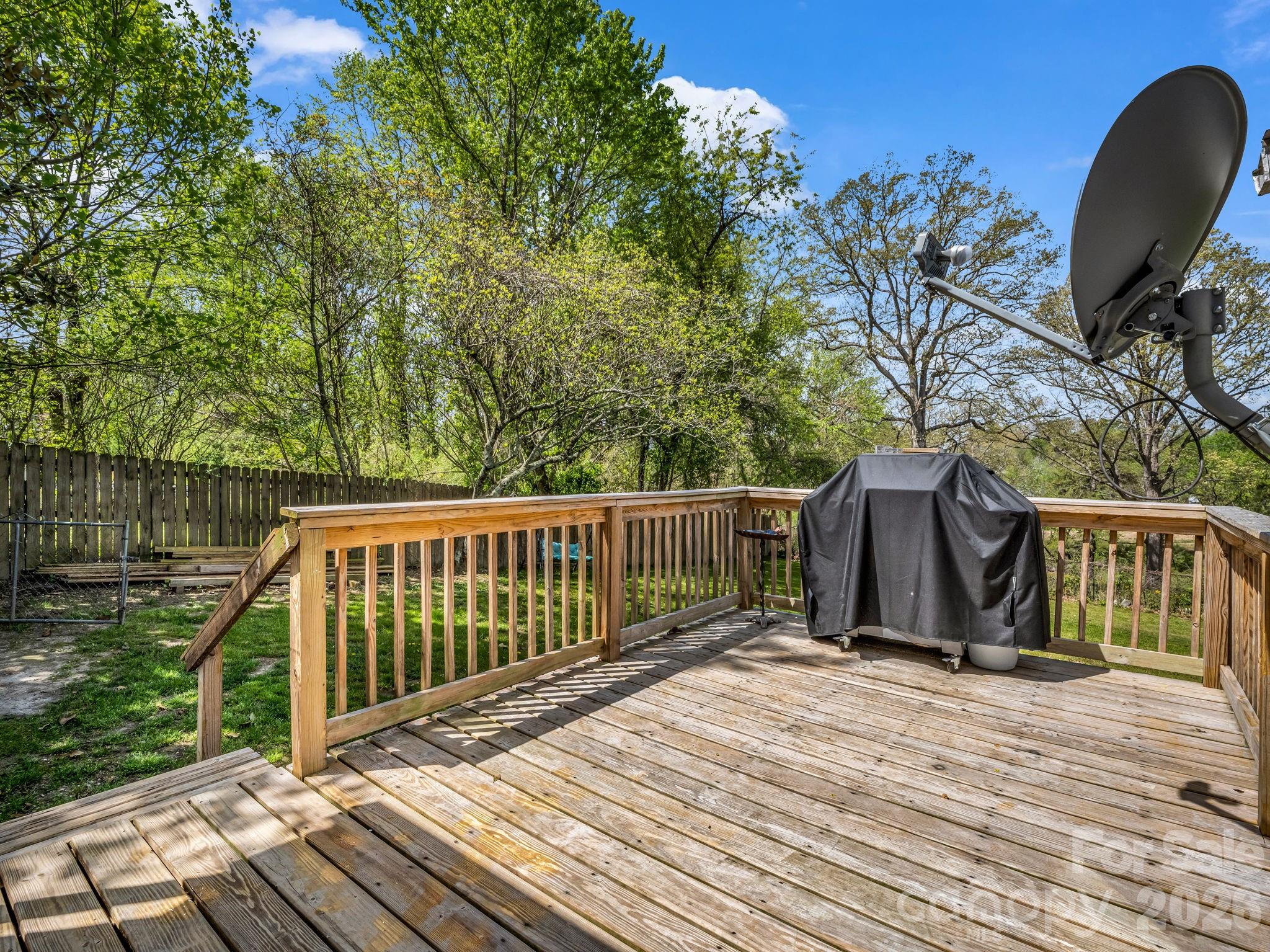 961 Mid Allen Road Hendersonville NC 28792
