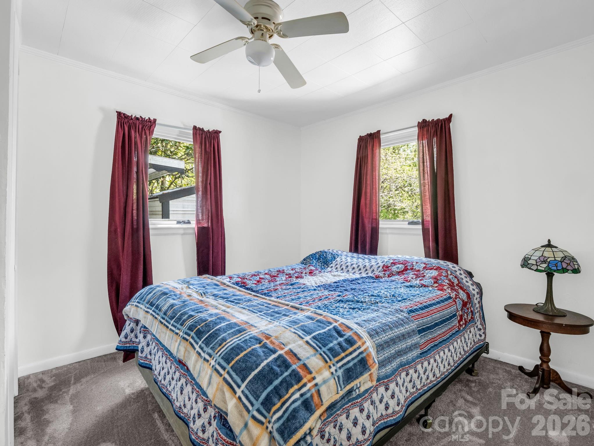 961 Mid Allen Road Hendersonville NC 28792