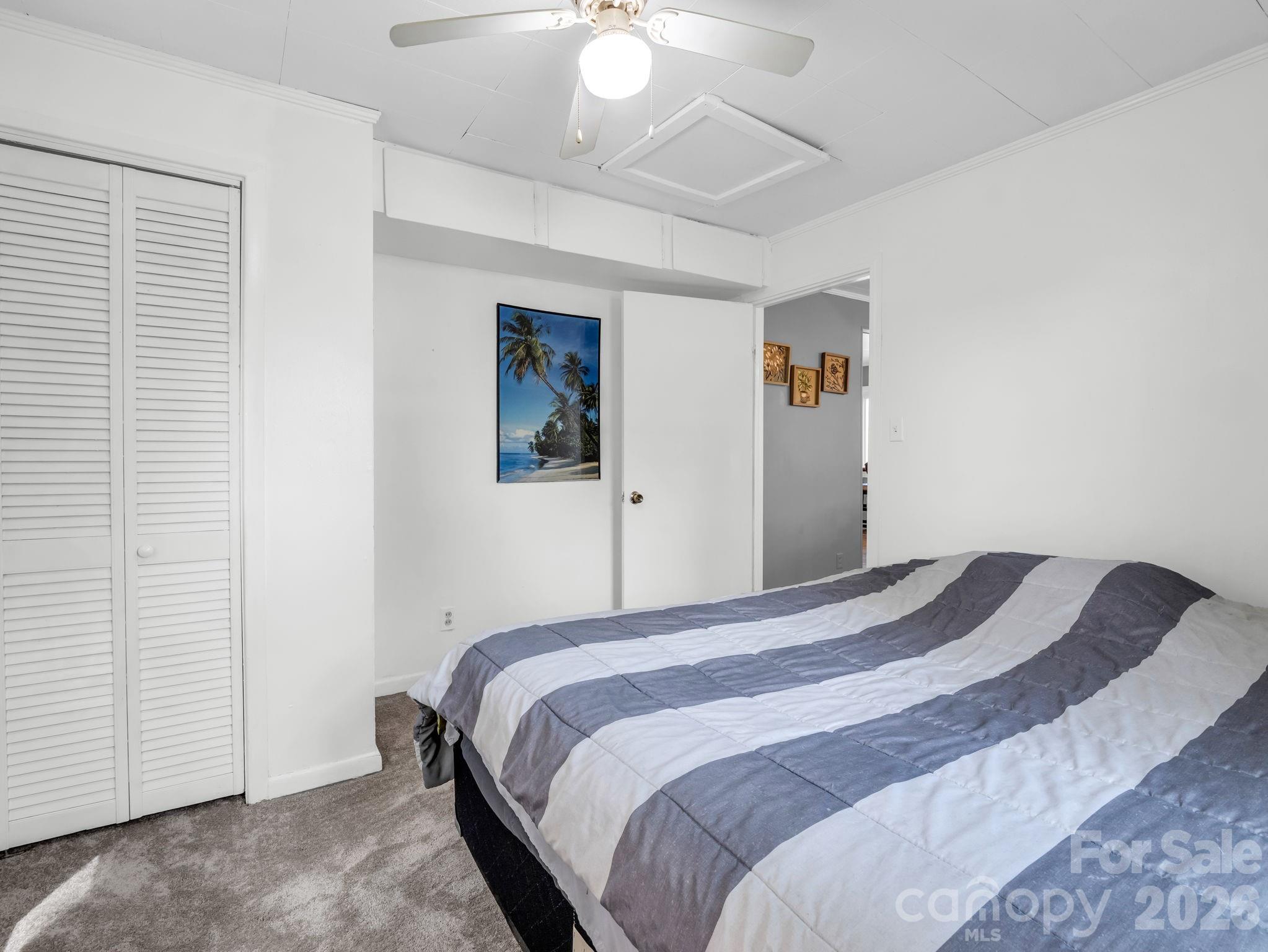 961 Mid Allen Road Hendersonville NC 28792