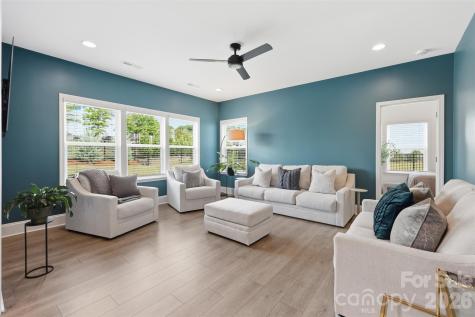 1949 Thoreau Way York SC 29745