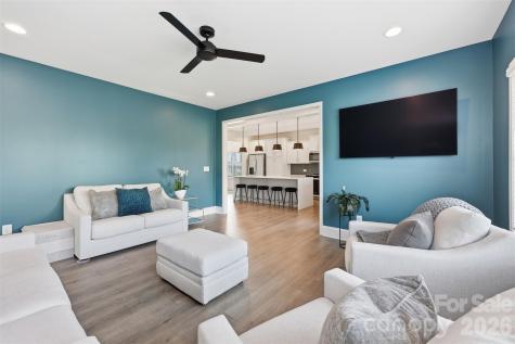 1949 Thoreau Way York SC 29745