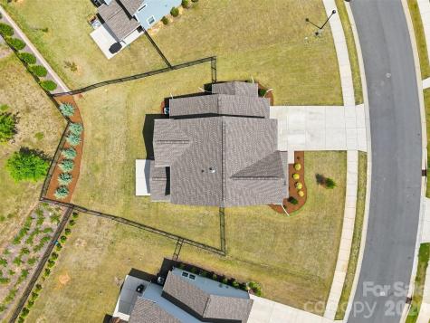 1949 Thoreau Way York SC 29745