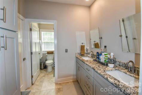 123 White Oak Road Extension Arden NC 28704