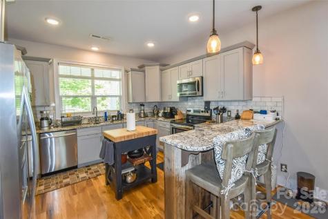 123 White Oak Road Extension Arden NC 28704