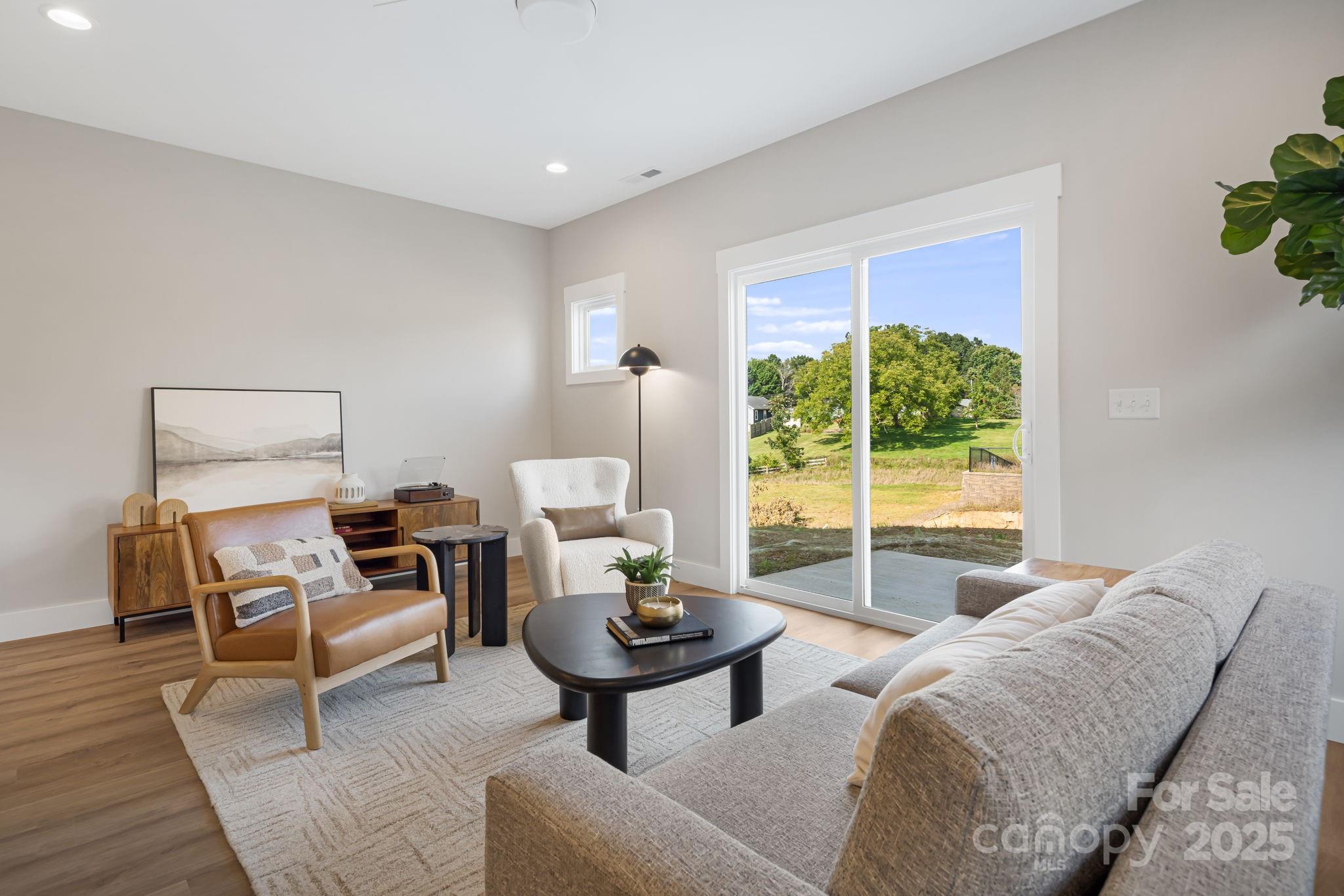 5 Bolton Street Asheville NC 28806