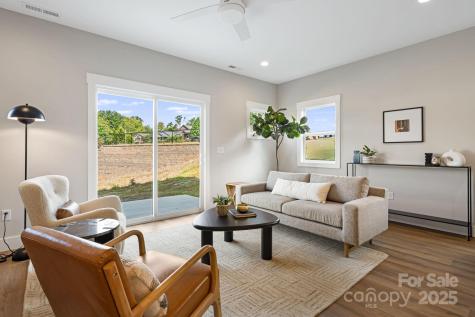 5 Bolton Street Asheville NC 28806