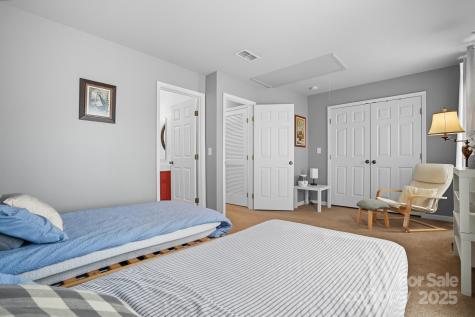 15815 Castle Watch Avenue Charlotte NC 28277