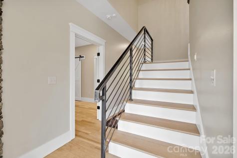 66 Nader Avenue Weaverville NC 28787