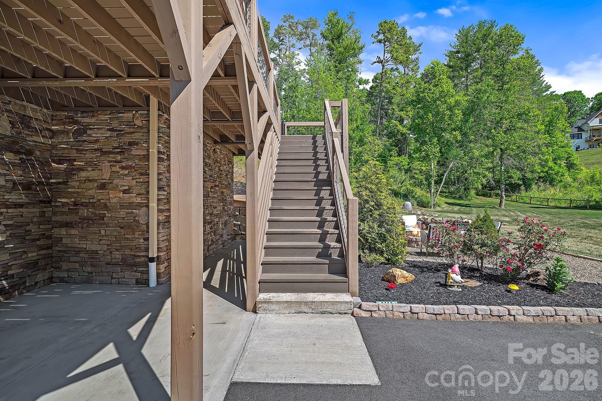 66 Nader Avenue Weaverville NC 28787