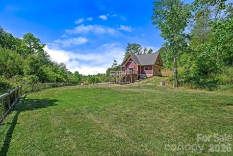 66 Nader Avenue Weaverville NC 28787