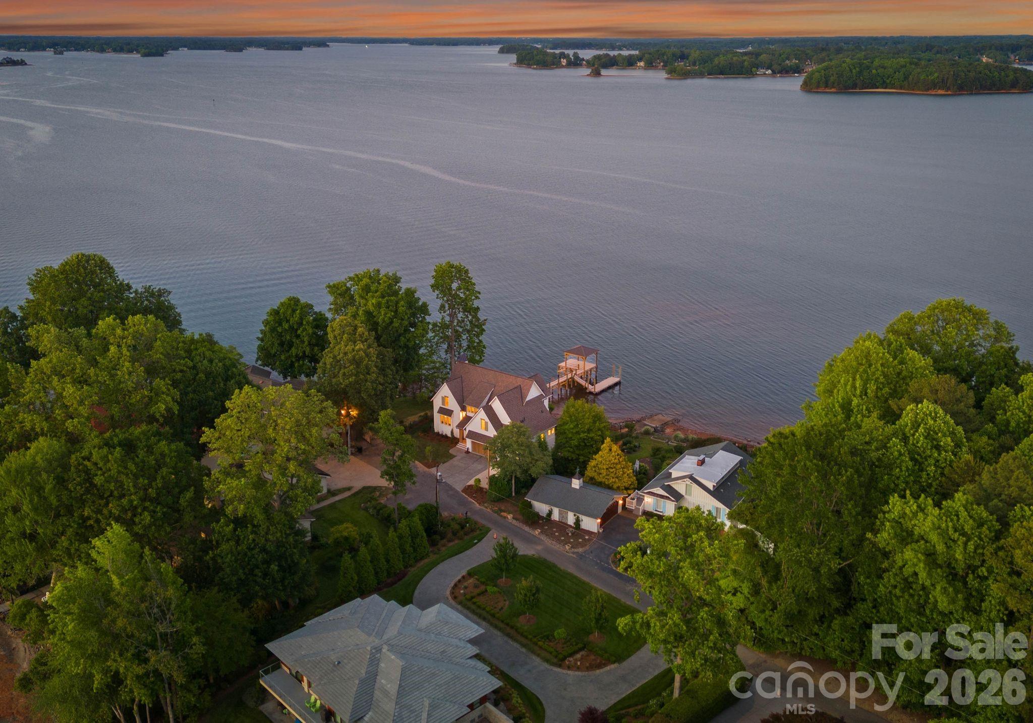 1884 Hagers Point Lane Denver NC 28037
