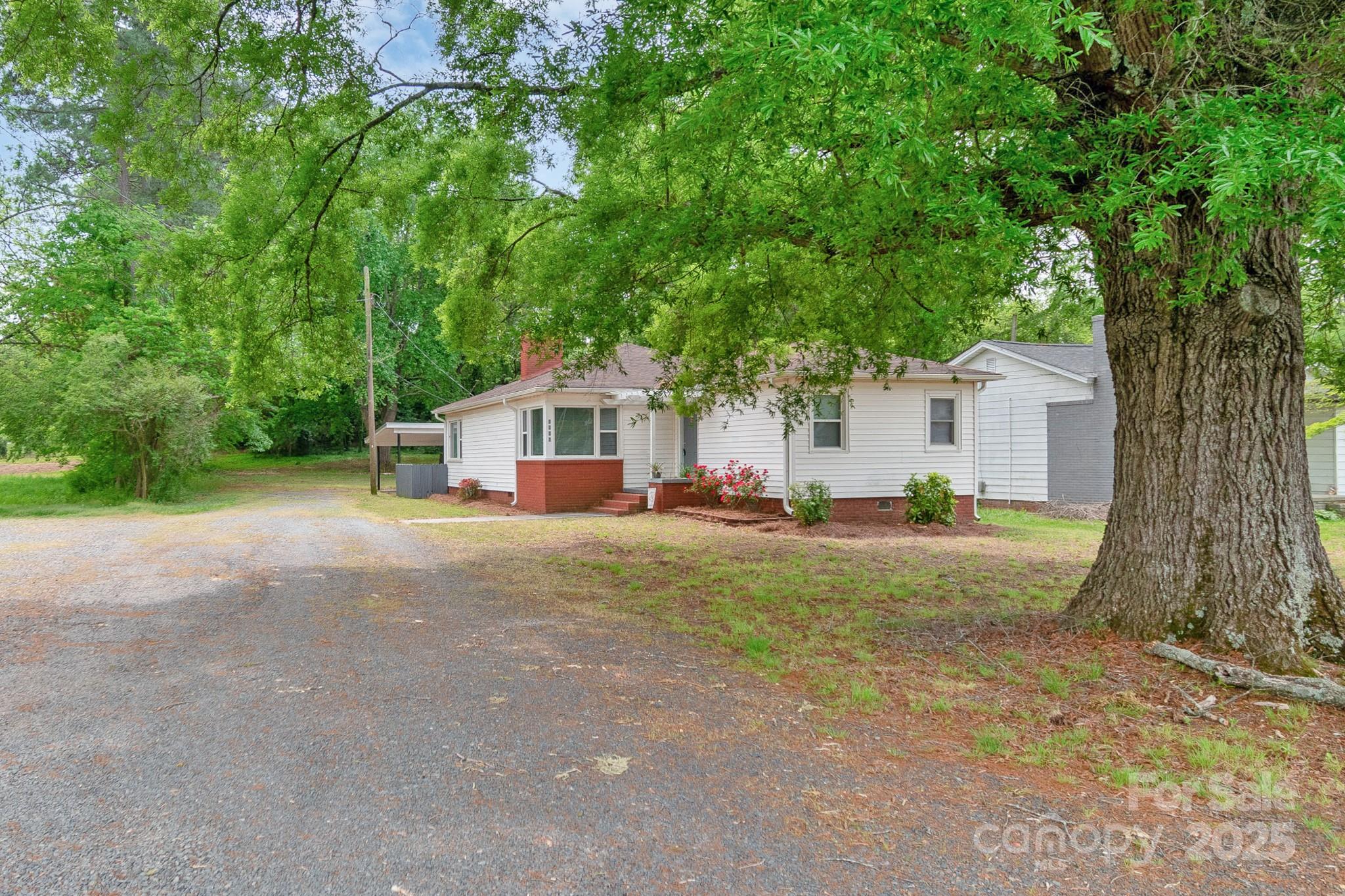 1116 Montgomery Avenue Albemarle NC 28001