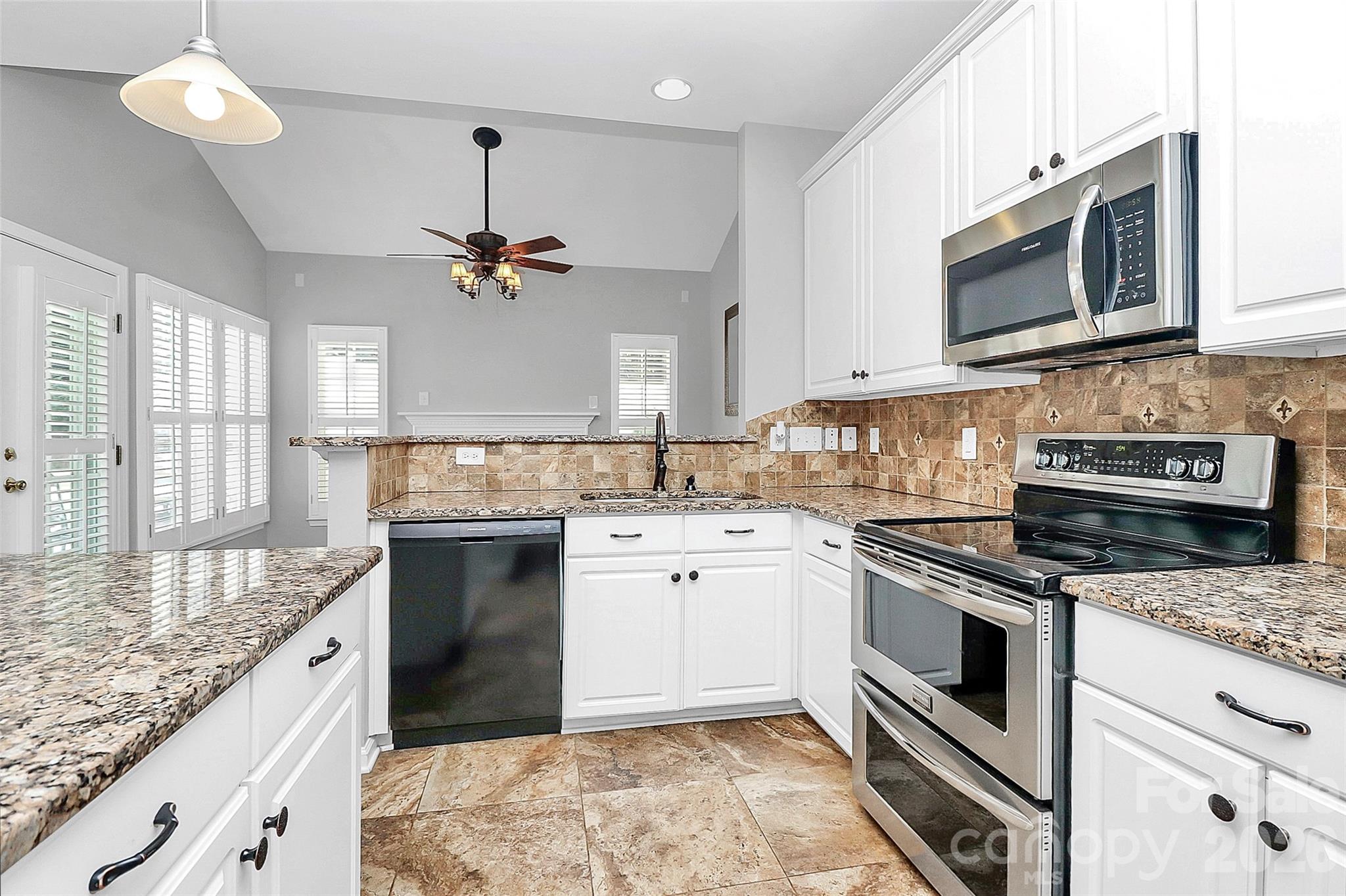 1804 Robinwood Village Drive Gastonia NC 28054