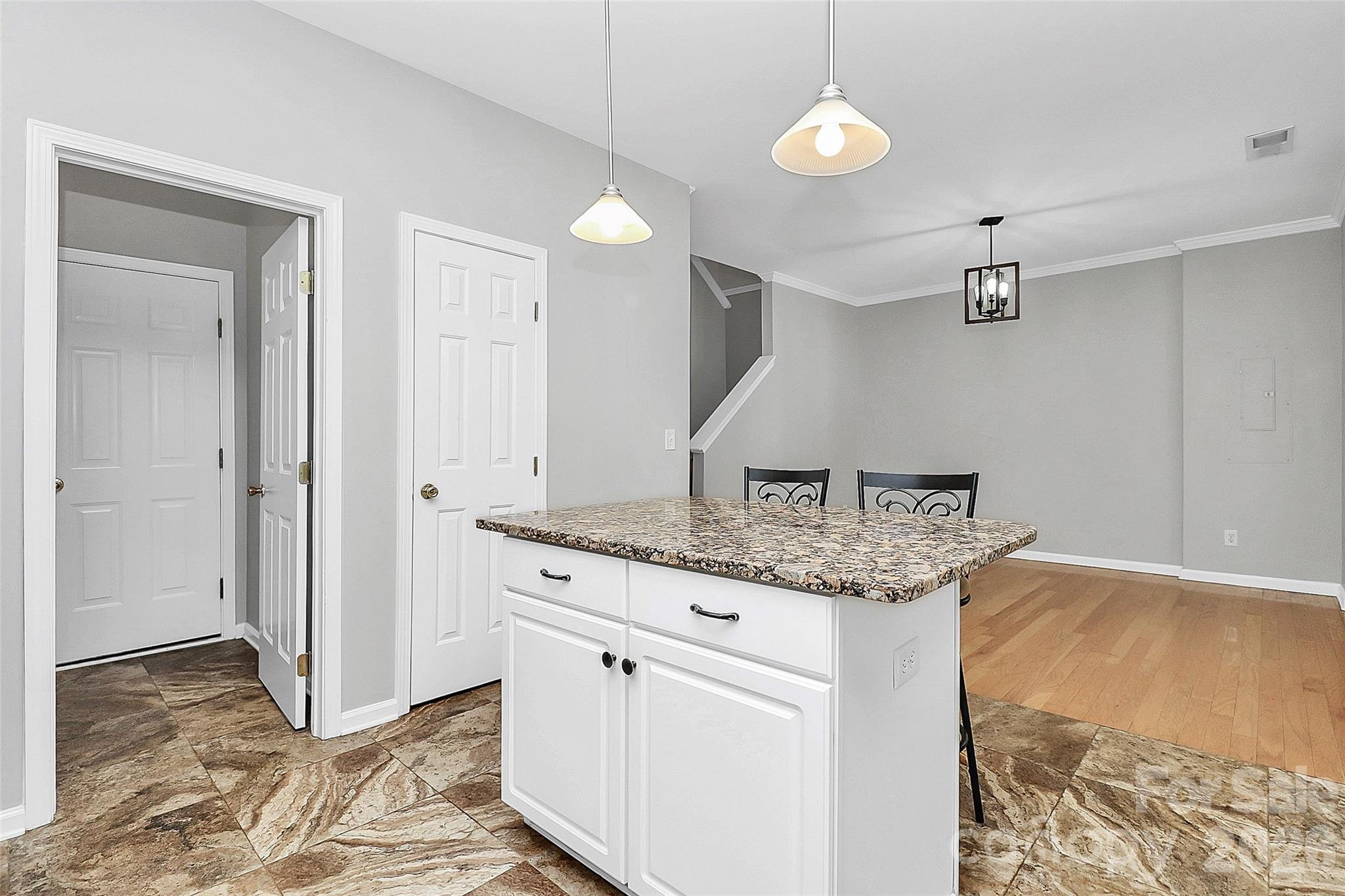 1804 Robinwood Village Drive Gastonia NC 28054