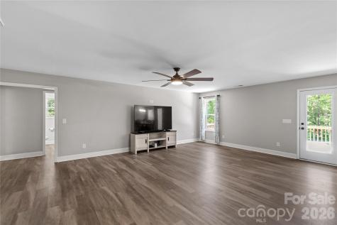 4335 Palmer Lloyd Road Lancaster SC 29720