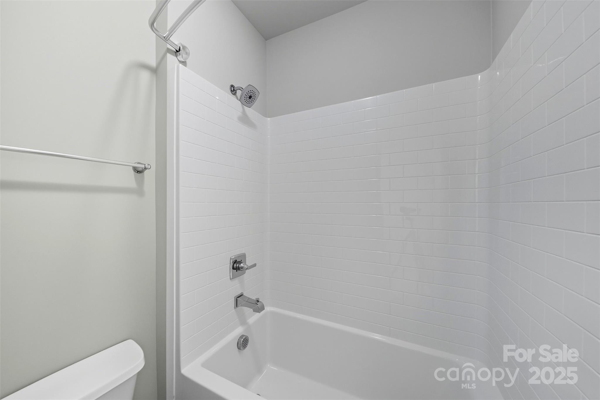 9209 Colin Crossing Court Charlotte NC 28277