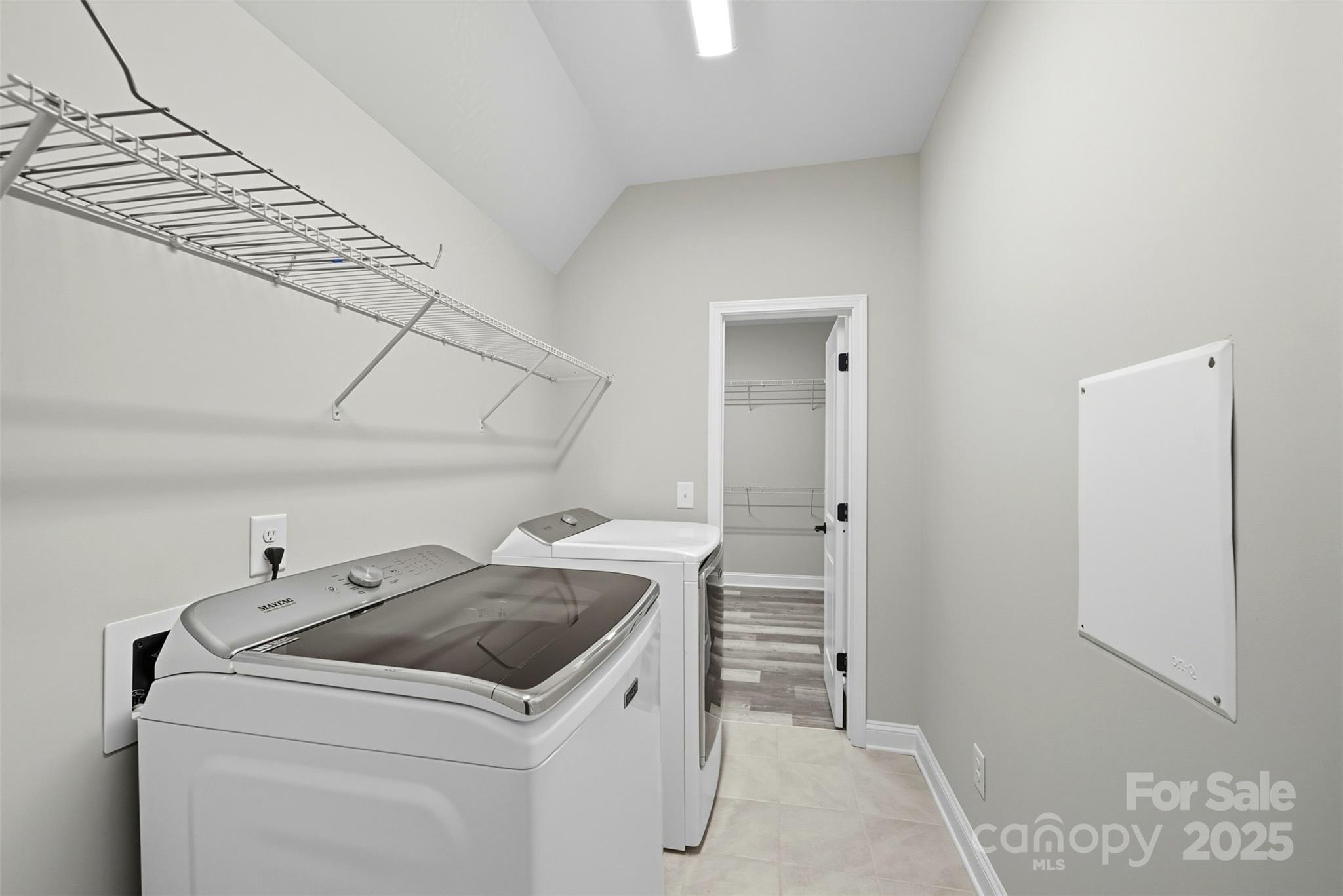 9209 Colin Crossing Court Charlotte NC 28277