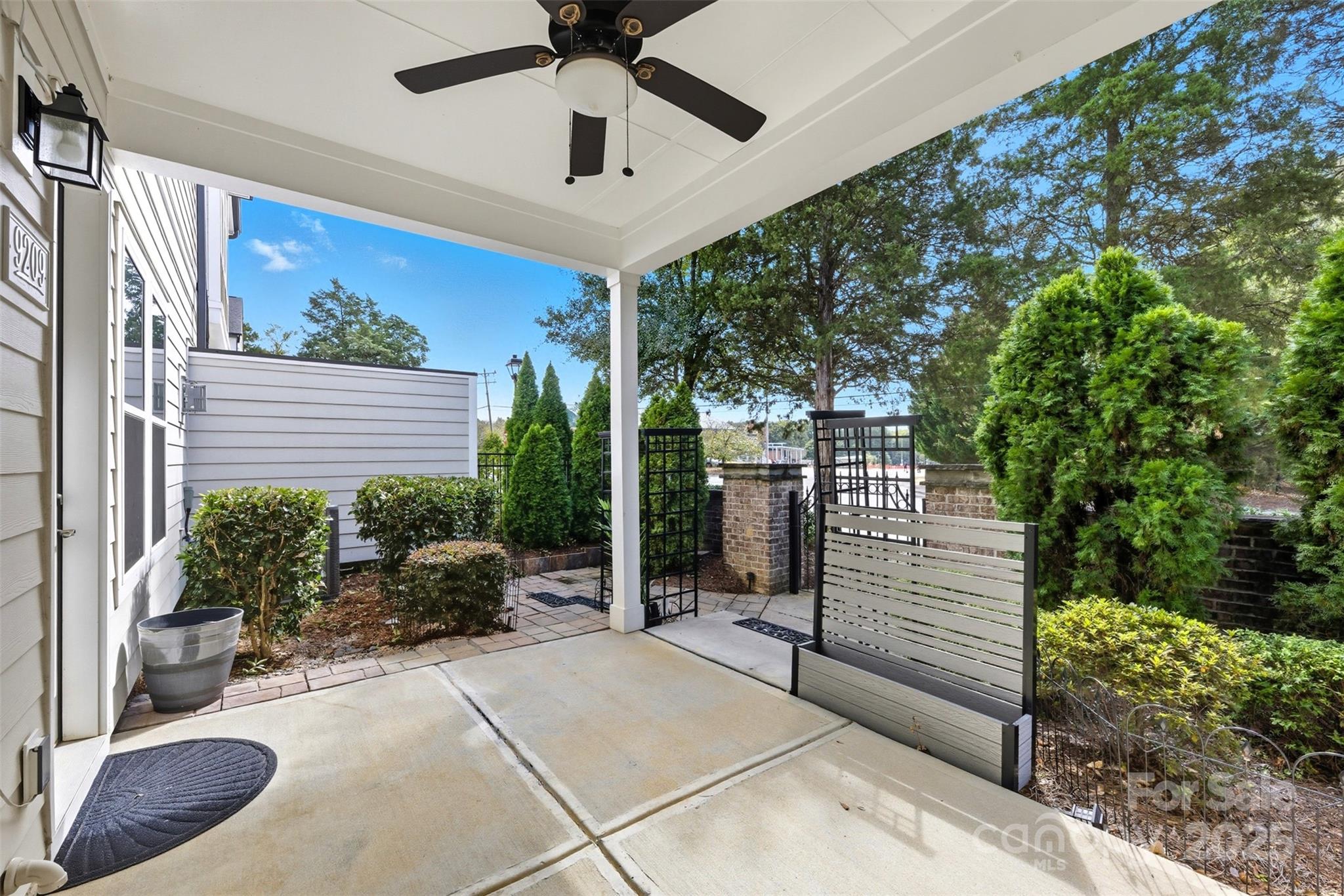 9209 Colin Crossing Court Charlotte NC 28277