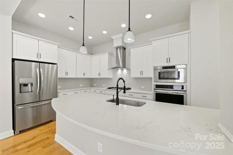 9209 Colin Crossing Court Charlotte NC 28277