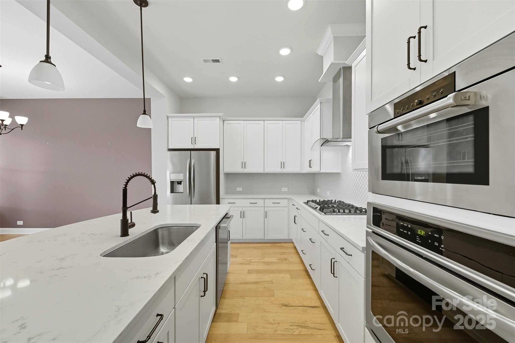 9209 Colin Crossing Court Charlotte NC 28277