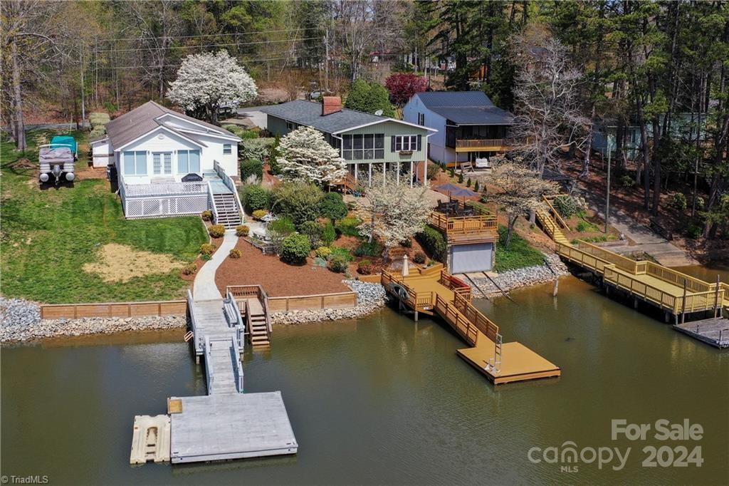 1477 Shoreline Drive Lexington NC 27292