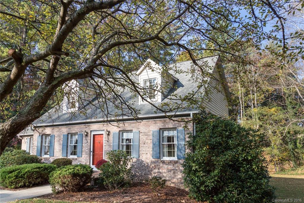 3 Brushwood Road Asheville NC 28804